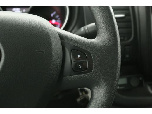 Renault Trafic 2.0 dCi T29 L1H1 | Airco | Camera | Cruise | Stoelverw. | LED | Parkeersens. ActivLease financial lease