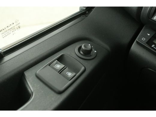 Renault Trafic 2.0 dCi T29 L1H1 | Airco | Camera | Cruise | Stoelverw. | LED | Parkeersens. ActivLease financial lease