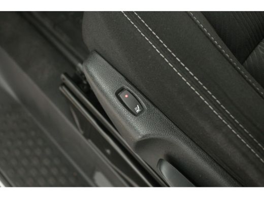 Renault Trafic 2.0 dCi T29 L1H1 | Airco | Camera | Cruise | Stoelverw. | LED | Parkeersens. ActivLease financial lease