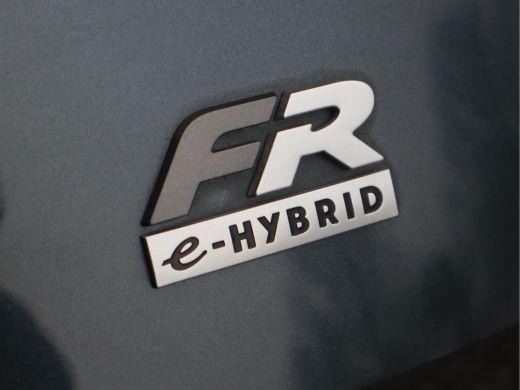 Seat Leon Sportstourer 1.4 TSI eHybrid PHEV FR Navi / Carplay / Climate / Btw Auto ActivLease financial lease