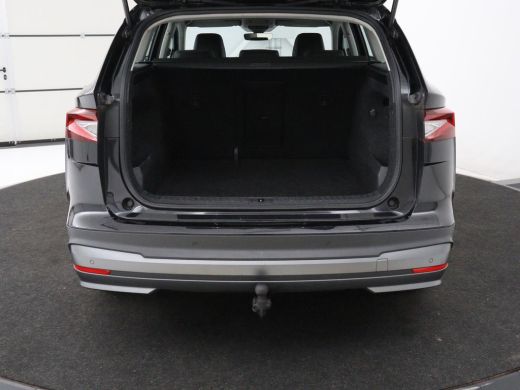 Skoda Enyaq iV 60 | Trekhaak | Half leder | Carplay | Navigatie | Full LED | 19'' | Cruise control | Sfeerverlic... ActivLease financial lease