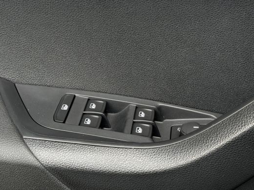 Skoda Karoq 1.5 TSI ACT Business Edition NL-AUTO | NAVI | 150 PK ActivLease financial lease