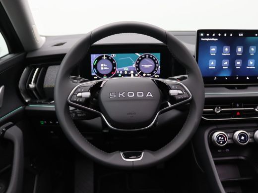Skoda Kodiaq 1.5 TSI PHEV Business Edition Plus 204PK DSG Pano-Schuifdak, Trekhaak, Side Assist, Virtual Pedal... ActivLease financial lease