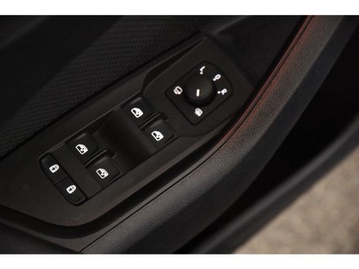 Skoda Octavia Combi 1.4 TSI iV PHEV *1ste Eigenaar*Leer*Navigatie*Camera* ActivLease financial lease