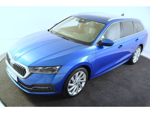 Skoda Octavia Combi 1.4 TSI iV PHEV *1ste Eigenaar*Leer*Navigatie*Camera* ActivLease financial lease