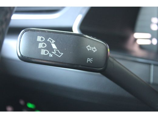 Skoda Superb Combi 1.4 TSI iV Business Edition | Uitklapbare trekhaak | Camera | Cruise controle adaptief | St... ActivLease financial lease