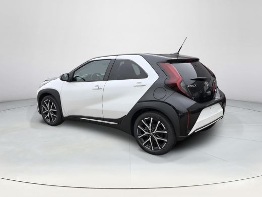 Toyota Aygo Hybrid 115 GR Sport ActivLease financial lease