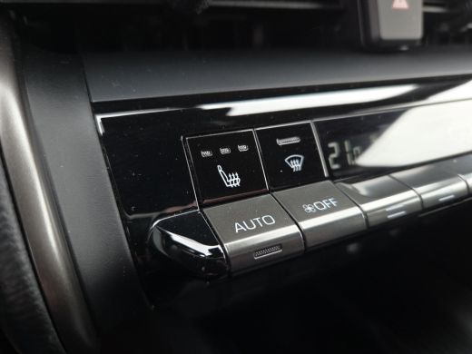 Toyota C-HR 1.8 Hybrid 140 First Edition | Apple CarPlay | Stoelverwarming | Blindspot | Rijklaarprijs incl. ... ActivLease financial lease