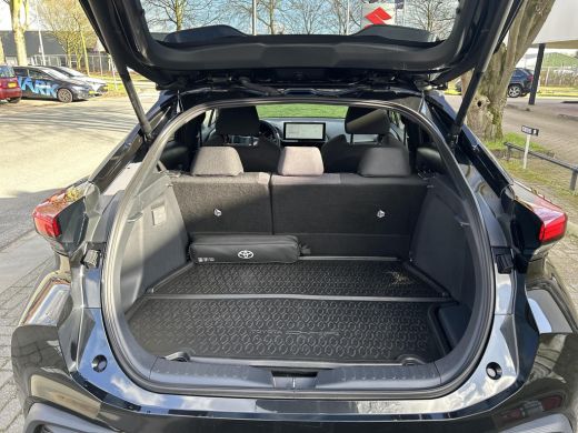 Toyota C-HR 2.0 Plug-in Hybrid 220 First Edition ActivLease financial lease