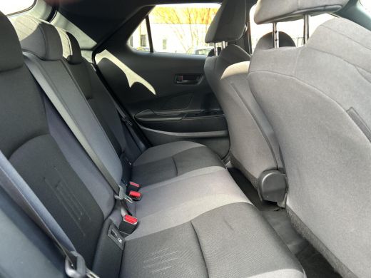 Toyota C-HR 2.0 Plug-in Hybrid 220 First Edition ActivLease financial lease