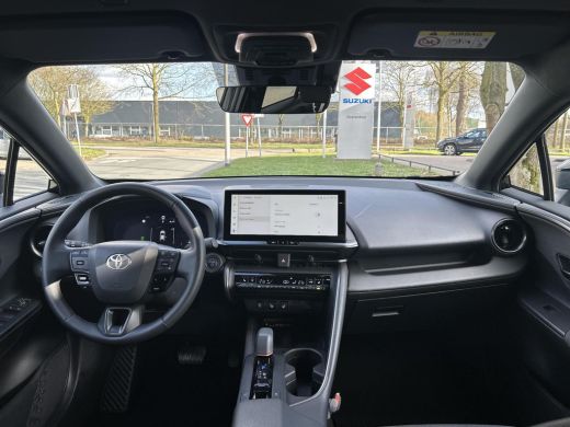 Toyota C-HR 2.0 Plug-in Hybrid 220 First Edition ActivLease financial lease