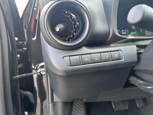 Toyota C-HR 2.0 Plug-in Hybrid 220 First Edition ActivLease financial lease