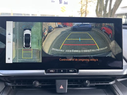 Toyota C-HR 2.0 Plug-in Hybrid 220 First Edition ActivLease financial lease