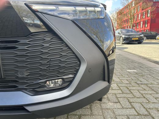 Toyota C-HR 2.0 Plug-in Hybrid 220 First Edition ActivLease financial lease