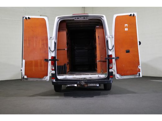 Volkswagen Crafter 2.0 TDI L3 H3 177pk 3.5T Trekhaak Inrichting ActivLease financial lease