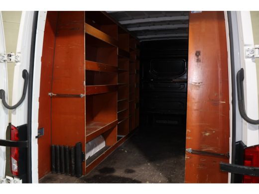 Volkswagen Crafter 2.0 TDI L3 H3 177pk 3.5T Trekhaak Inrichting ActivLease financial lease