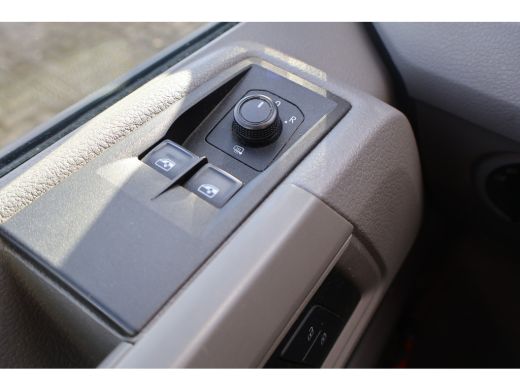 Volkswagen Crafter 2.0 TDI L3 H3 177pk 3.5T Trekhaak Inrichting ActivLease financial lease