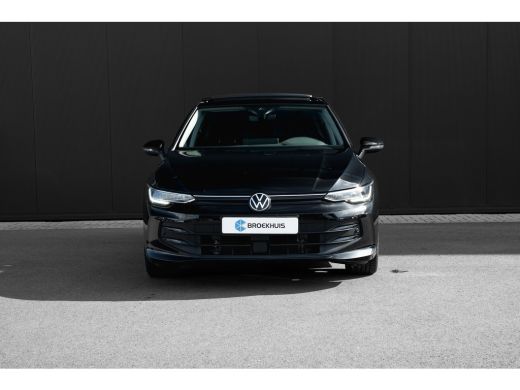 Volkswagen Golf 1.5 eHybrid Life Edition 204PK | Panoramadak | SOH 100% | ActivLease financial lease