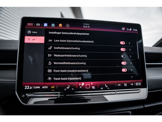 Volkswagen ID.7 Pro Limited Edition | Achterbank in ongelijke delen neerklapbaar incl. middenarmsteun en doorlaad... ActivLease financial lease