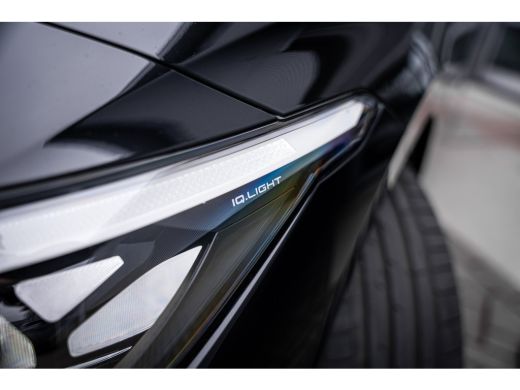Volkswagen ID.7 Pro Limited Edition | Achterbank in ongelijke delen neerklapbaar incl. middenarmsteun en doorlaad... ActivLease financial lease