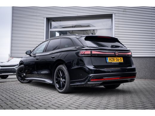 Volkswagen ID.7 Pro Limited Edition | Achterbank in ongelijke delen neerklapbaar incl. middenarmsteun en doorlaad... ActivLease financial lease