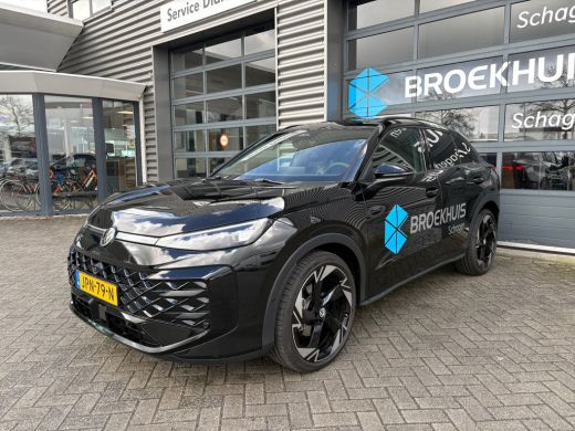 Volkswagen T-Roc 1.5 eTsi 150pk R-Line First Edition ActivLease financial lease