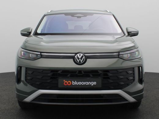 Volkswagen Tayron 1.5 eHybrid Life Edition 204PK DSG Trekhaak, Voorruitverwarming, Stoel-Stuurverwarming, Harman Ka... ActivLease financial lease