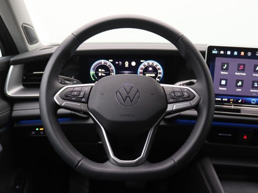 Volkswagen Tayron 1.5 eHybrid Life Edition 204PK DSG Trekhaak, Voorruitverwarming, Stoel-Stuurverwarming, Harman Ka... ActivLease financial lease