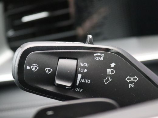 Volkswagen Tayron 1.5 eHybrid Life Edition 204PK DSG Trekhaak, Voorruitverwarming, Stoel-Stuurverwarming, Harman Ka... ActivLease financial lease