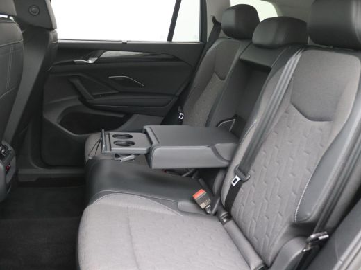 Volkswagen Tayron 1.5 eHybrid Life Edition 204PK DSG Trekhaak, Voorruitverwarming, Stoel-Stuurverwarming, Harman Ka... ActivLease financial lease