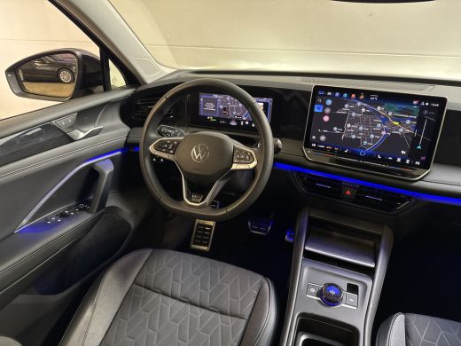 Volkswagen Tiguan 1.5 eTSI DSG LIFE EDITION TREKHAAK/NAVI/360CAMERA ActivLease financial lease