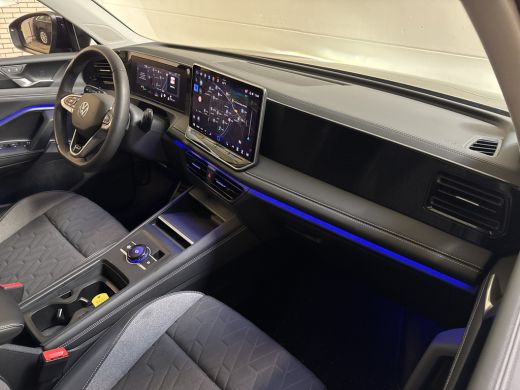 Volkswagen Tiguan 1.5 eTSI DSG LIFE EDITION TREKHAAK/NAVI/360CAMERA ActivLease financial lease