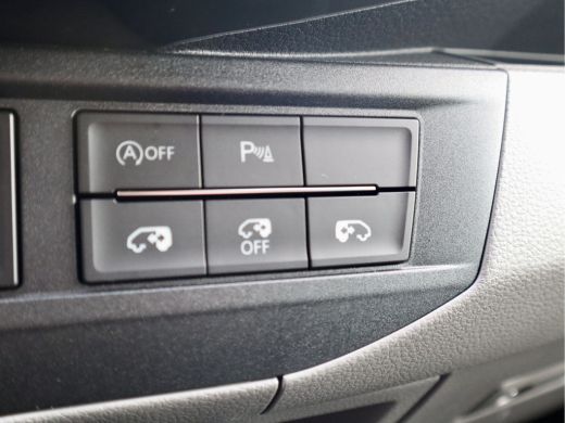 Volkswagen Transporter 2.0 TDI 204PK DSG LUXE DUBBELE CABINE ActivLease financial lease