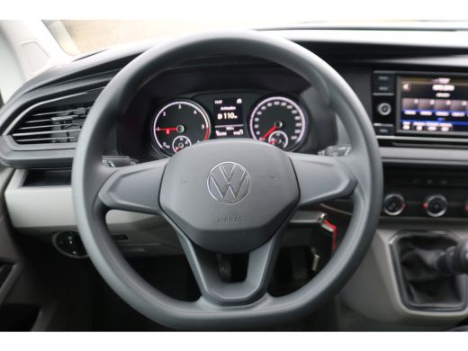 Volkswagen Transporter 2.0 TDI L1 H1 Airco ActivLease financial lease