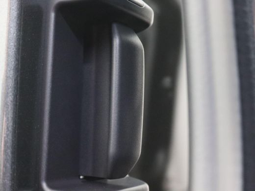 Volkswagen Transporter 2.0 TDI L2H1 30 Style 170PK AUT8 Adaptieve Cruise Control, Trekhaak, Achteruitrijcamera, Stoelver... ActivLease financial lease