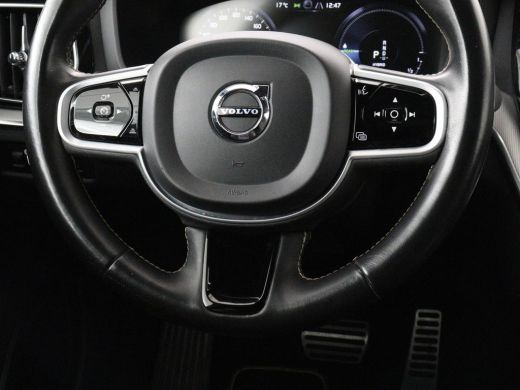 Volvo  S60 2.0 Recharge T8 AWD R-Design | Panoramadak | Stoelventilatie | Head-Up | Leder | 360 Camera | Mas... ActivLease financial lease
