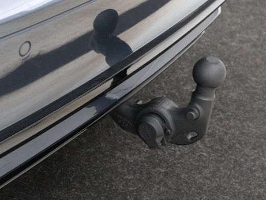 Volvo  S60 2.0 Recharge T8 AWD R-Design | Panoramadak | Stoelventilatie | Head-Up | Leder | 360 Camera | Mas... ActivLease financial lease