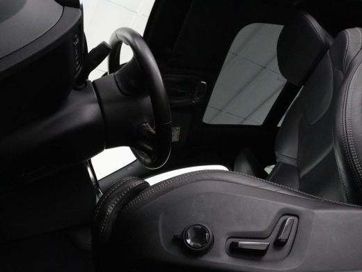 Volvo  S60 2.0 Recharge T8 AWD R-Design | Panoramadak | Stoelventilatie | Head-Up | Leder | 360 Camera | Mas... ActivLease financial lease