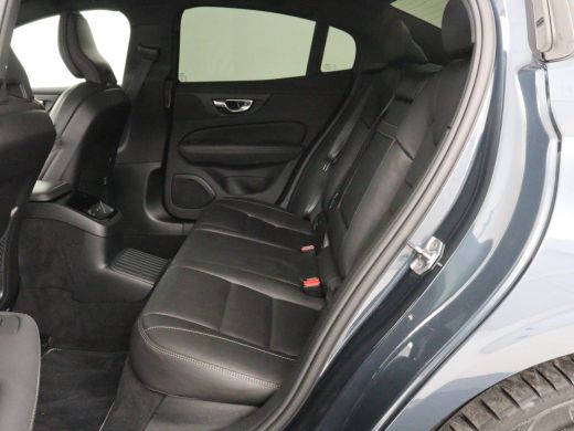 Volvo  S60 2.0 Recharge T8 AWD R-Design | Panoramadak | Stoelventilatie | Head-Up | Leder | 360 Camera | Mas... ActivLease financial lease