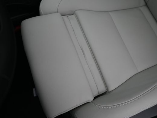 Volvo  XC40 B4 Plus Dark | Panoramadak | Harman/Kardon | Pixel LED | 360&deg; Camera | 20" | Leder | Adaptive Cru... ActivLease financial lease