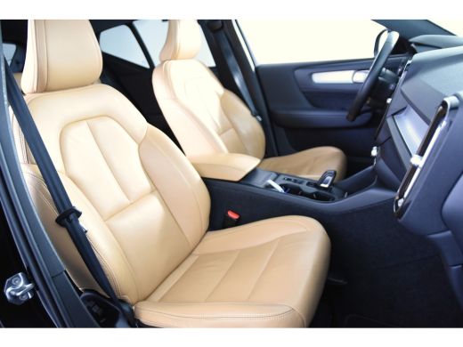 Volvo  XC40 2.0 D3 Momentum *1ste Eigenaar*Leer*Panoramadak* ActivLease financial lease