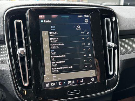 Volvo  XC40 Recharge P8 408 PK AWD R-Design | SOH 92,3%| TREKHAAK ELEKTRISCH| STOEL-  EN STUURVERWARMING| CAM... ActivLease financial lease