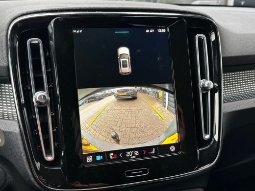 Volvo  XC40 Recharge P8 408 PK AWD R-Design | SOH 92,3%| TREKHAAK ELEKTRISCH| STOEL-  EN STUURVERWARMING| CAM... ActivLease financial lease
