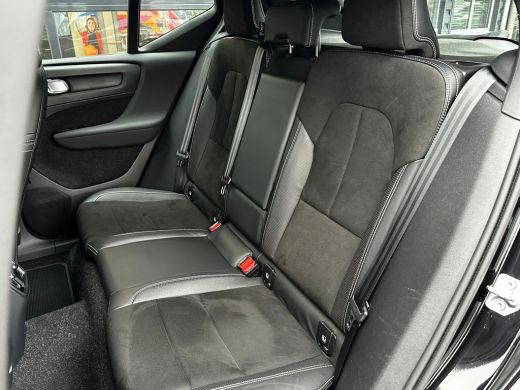 Volvo  XC40 Recharge P8 408 PK AWD R-Design | SOH 92,3%| TREKHAAK ELEKTRISCH| STOEL-  EN STUURVERWARMING| CAM... ActivLease financial lease