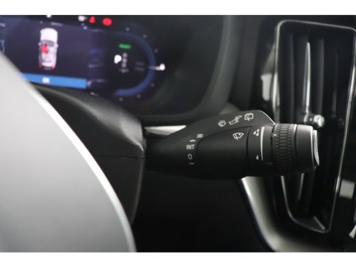 Volvo  XC60 2.0 T6 Plug-in hybrid AWD Plus Dark | Stoel + Stuur verwarming | Trekhaak | BLIS | 360 Camera ActivLease financial lease