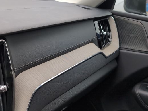 Volvo  XC60 2.0 T8 Plug-in hybrid AWD Inscription | Pano | Trekhaak | H&K Audio | Apple Carplay | Adap. Cruise ActivLease financial lease