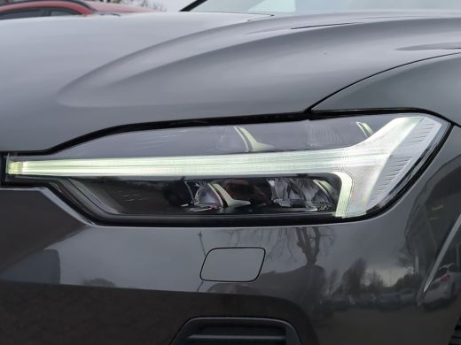 Volvo  XC60 2.0 T8 Plug-in hybrid AWD Inscription | Pano | Trekhaak | H&K Audio | Apple Carplay | Adap. Cruise ActivLease financial lease