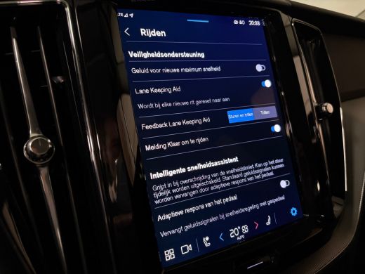 Volvo  XC60 T6 AWD Recharge Plus Bright | Trekhaak | Adaptieve Cruise Control | Stoel en Stuurwielverwarming ... ActivLease financial lease