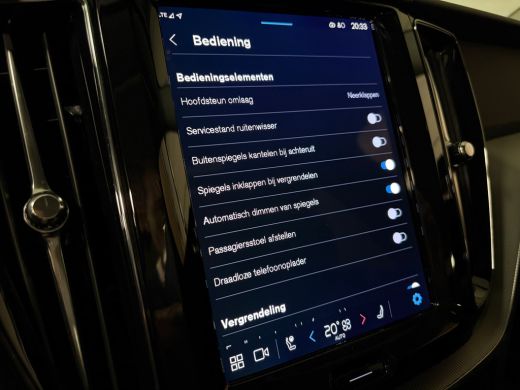 Volvo  XC60 T6 AWD Recharge Plus Bright | Trekhaak | Adaptieve Cruise Control | Stoel en Stuurwielverwarming ... ActivLease financial lease