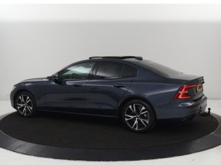 Volvo  S60 2.0 Recharge T8 AWD R-Design | Panoramadak | Stoelventilatie | Head-Up | Leder | 360 Camera | Mas...